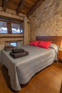Dormitorio de matrimonio en Adrados, Mar de Pinos