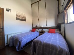 Dormitorio doble en Adrados, Mar de Pinos